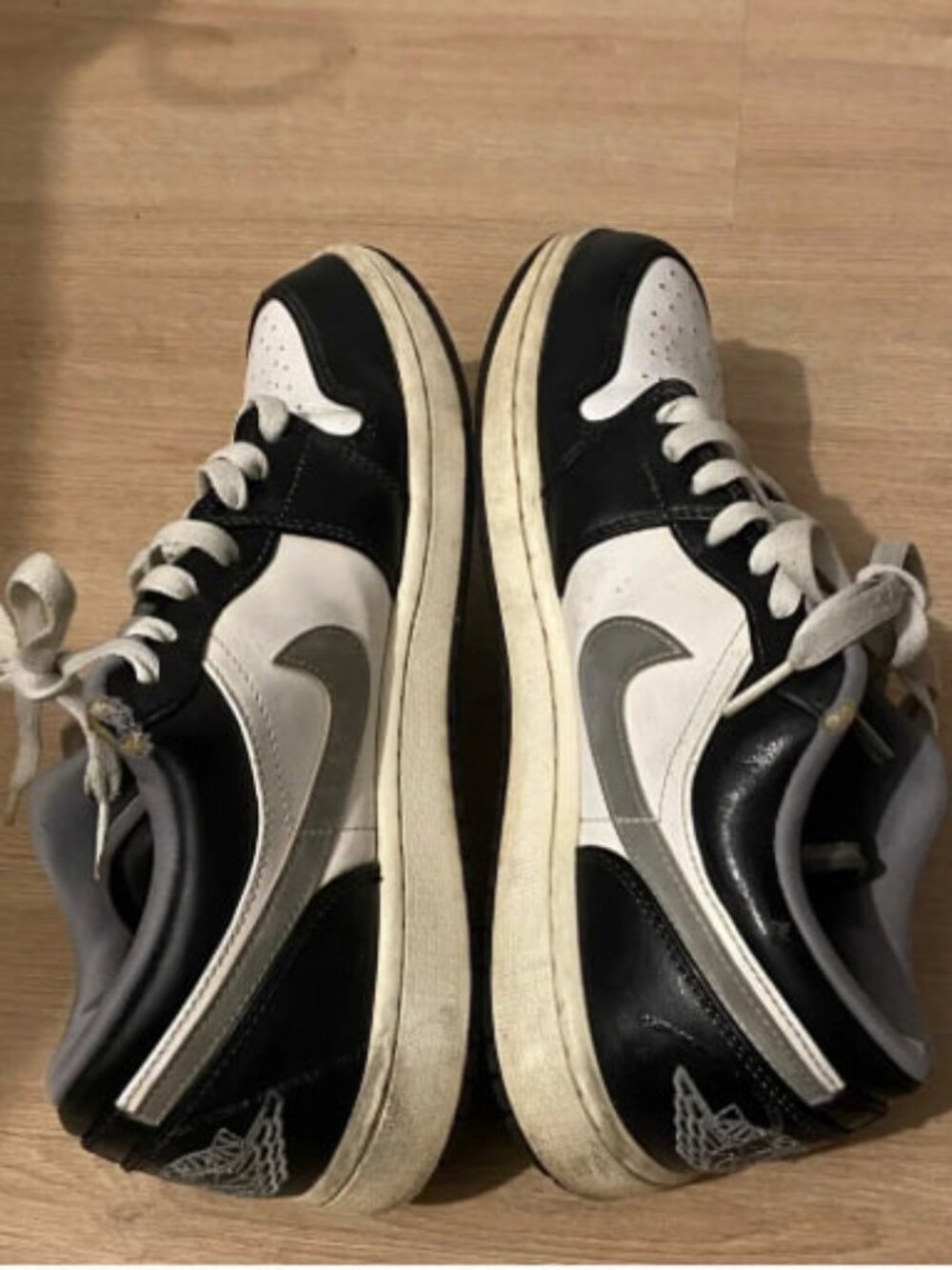 Air Jordan 1 One low Panda sneakers size 9.5